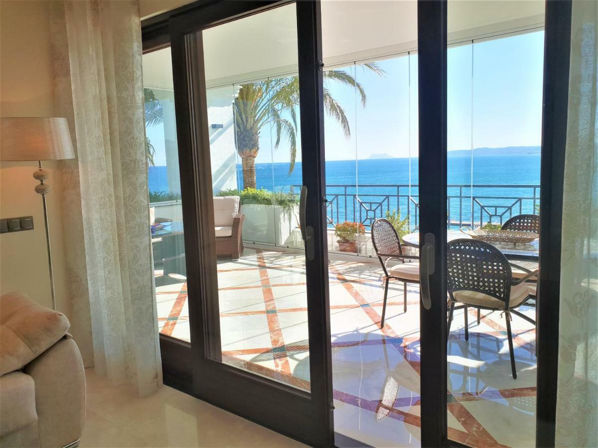 Luxury Apartment Frontal To The Sea In Estepona Doncella Beach Extérieur photo