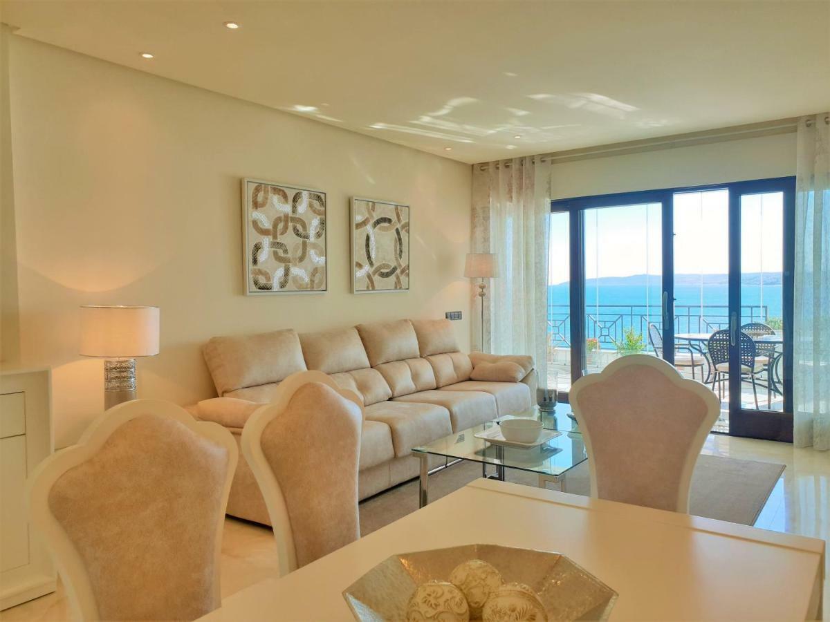 Luxury Apartment Frontal To The Sea In Estepona Doncella Beach Extérieur photo