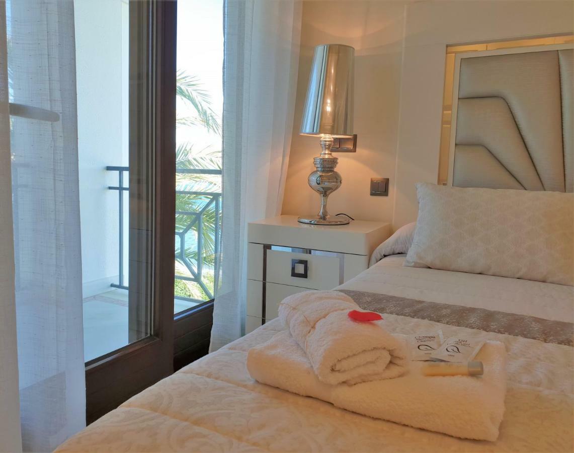 Luxury Apartment Frontal To The Sea In Estepona Doncella Beach Extérieur photo