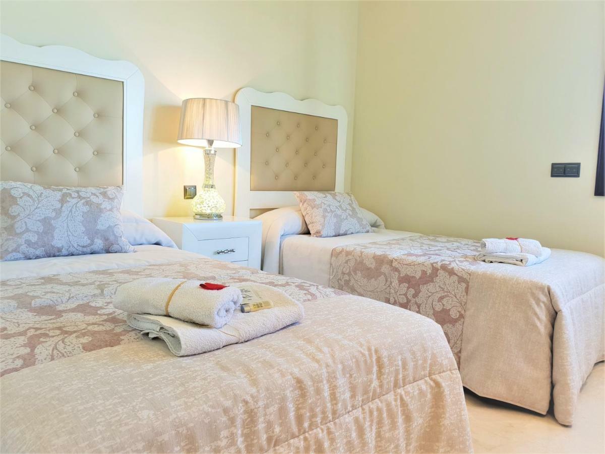 Luxury Apartment Frontal To The Sea In Estepona Doncella Beach Extérieur photo