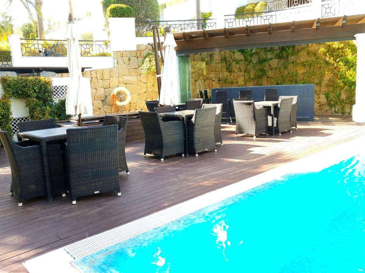 Luxury Apartment Frontal To The Sea In Estepona Doncella Beach Extérieur photo