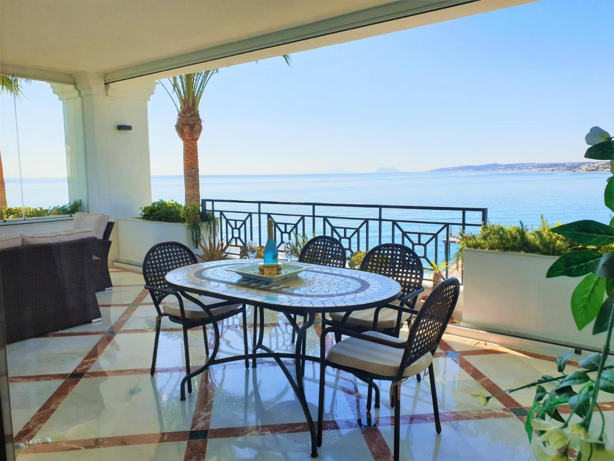 Luxury Apartment Frontal To The Sea In Estepona Doncella Beach Extérieur photo