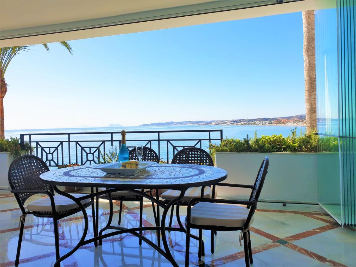 Luxury Apartment Frontal To The Sea In Estepona Doncella Beach Extérieur photo